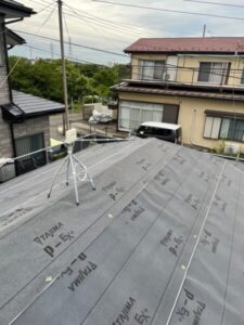 屋根工事 ルーフィングシート設置